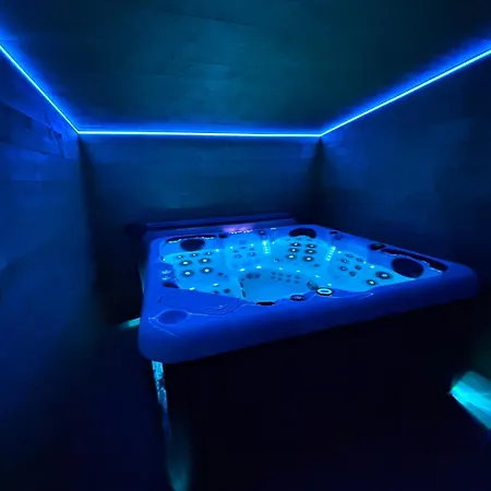 Le Hourmigue Maison 130m2 Avec Jacuzzi A 15mn De Luchon Ferienhaus
